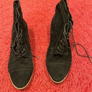 Dolce Vita lace up suede boots- size 9.5